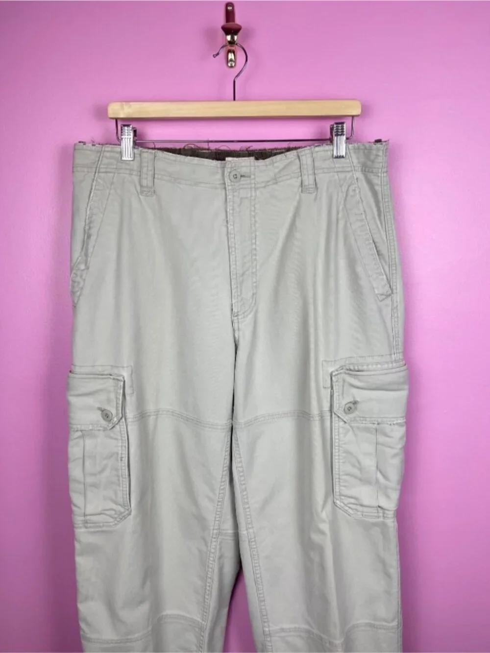 GAP Khakis Y2K Vintage Cargo Pants Beige Distressed Straight Leg Men’s 36